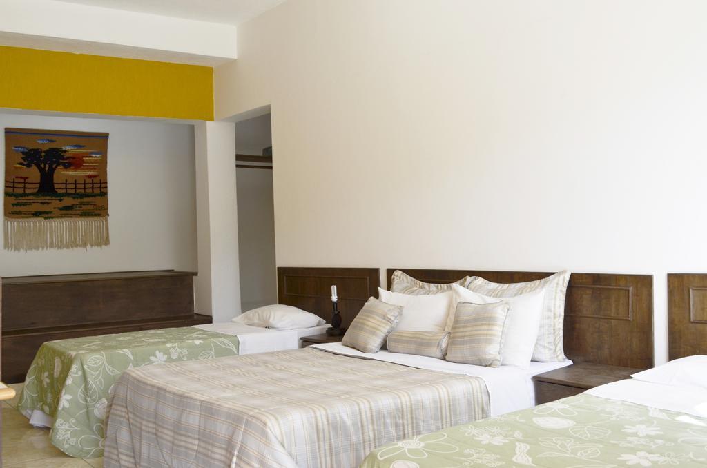 Pousada Das Rosas Miguel Pereira Chambre photo